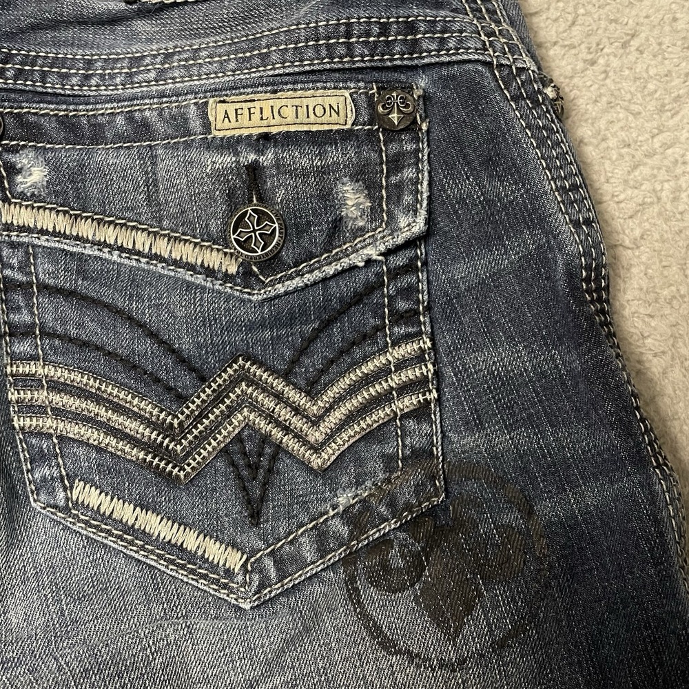 Affliction Cooper Relaxed Boot Jeans Mens 33x32 Blue Distressed Typhoon Wash - Picture 14 of 15
